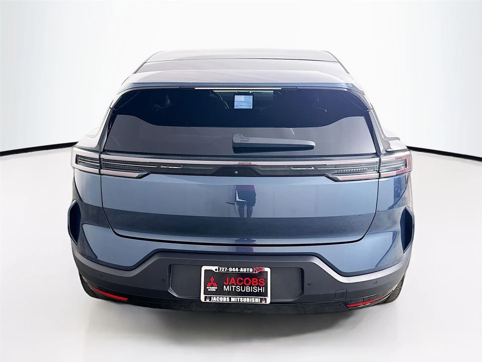 2025 Polestar 3 - Image 6 of 21