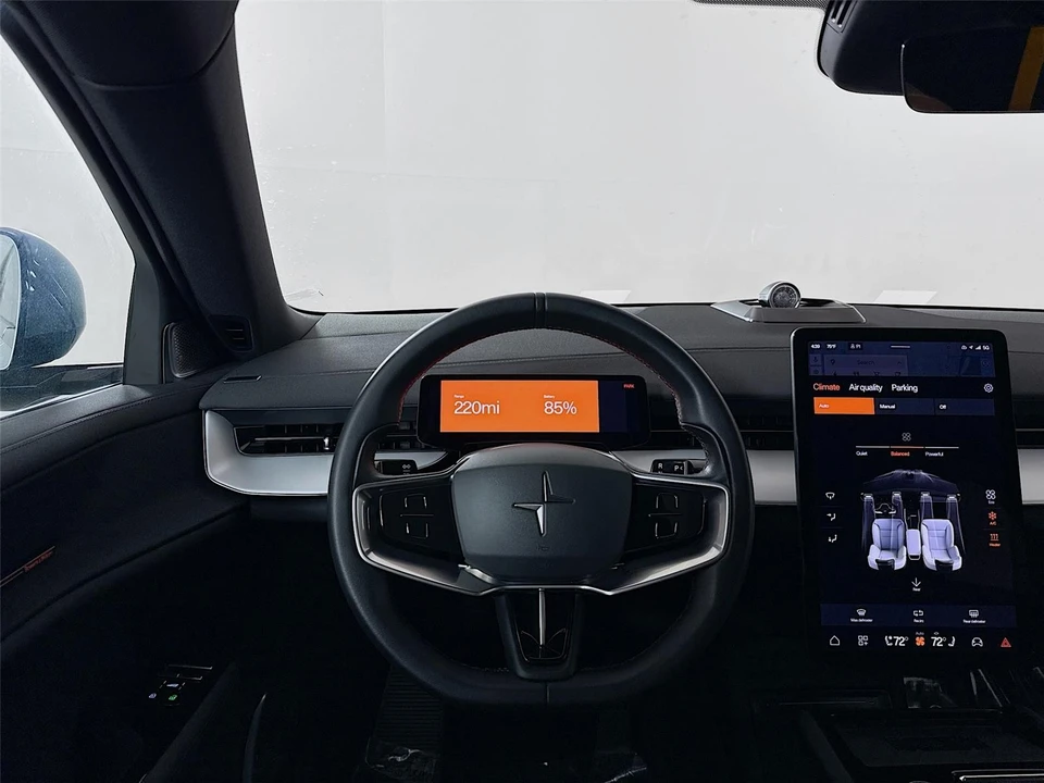 2025 Polestar 3 - Image 18 of 21