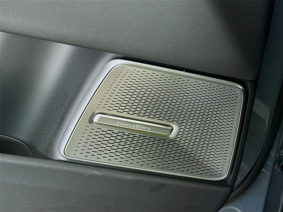 2025 Polestar 3 - Image 10 of 14