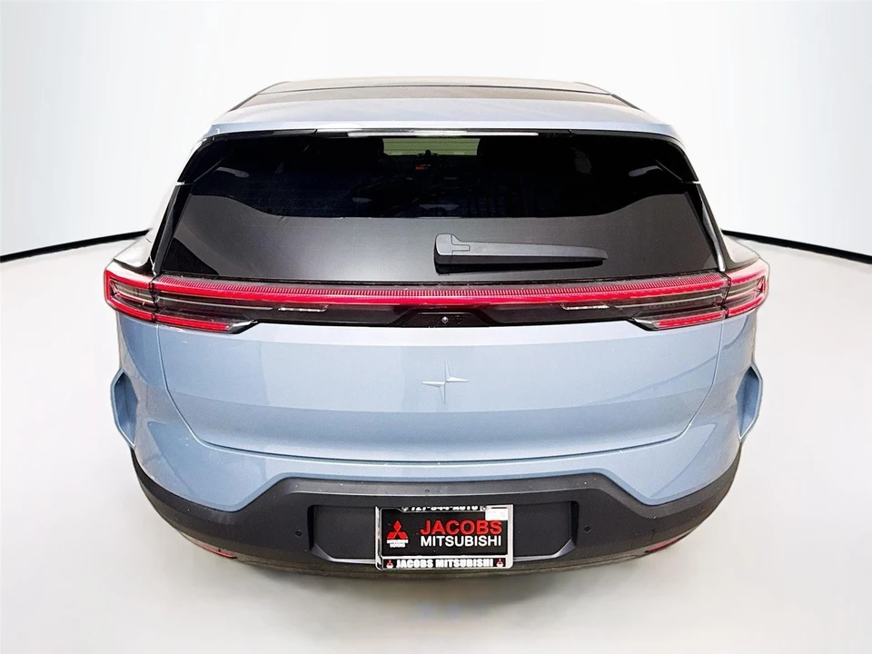 2025 Polestar 3 - Image 6 of 21