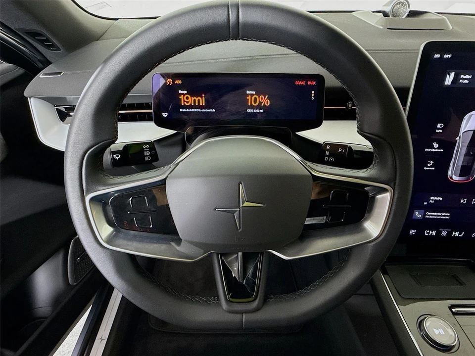 2025 Polestar 3 - Image 7 of 14