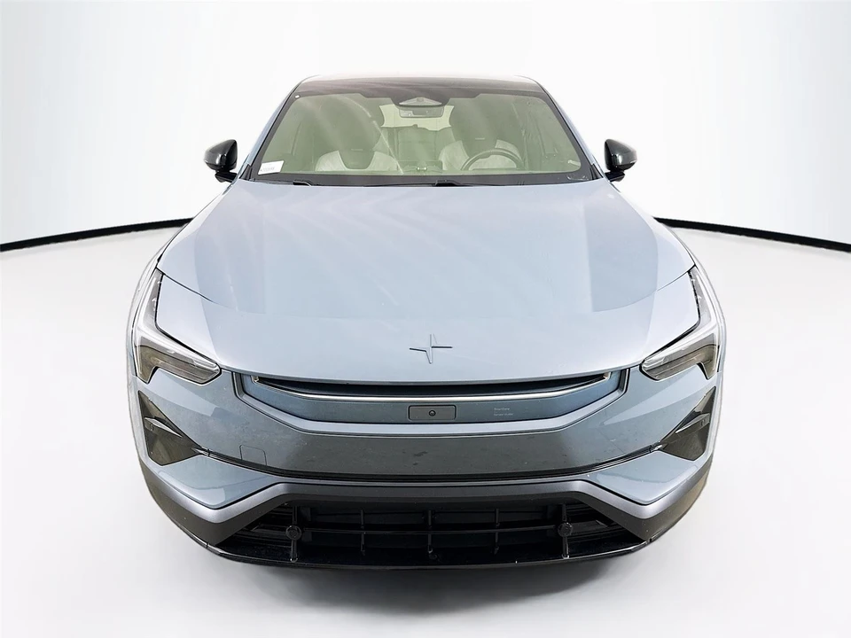 2025 Polestar 3 - Image 8 of 18