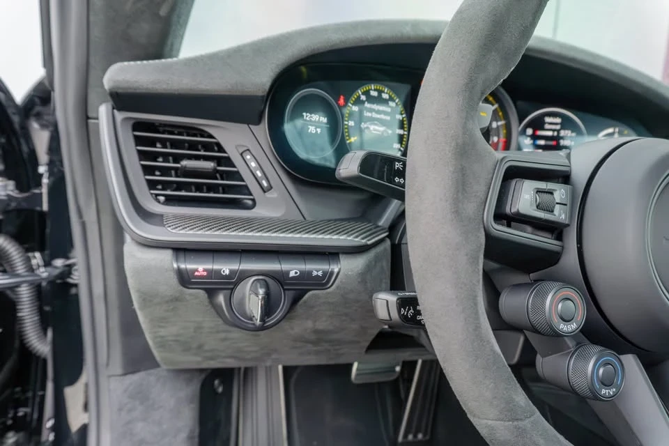 2025 Porsche 992 GT3 RS - Image 20 of 20