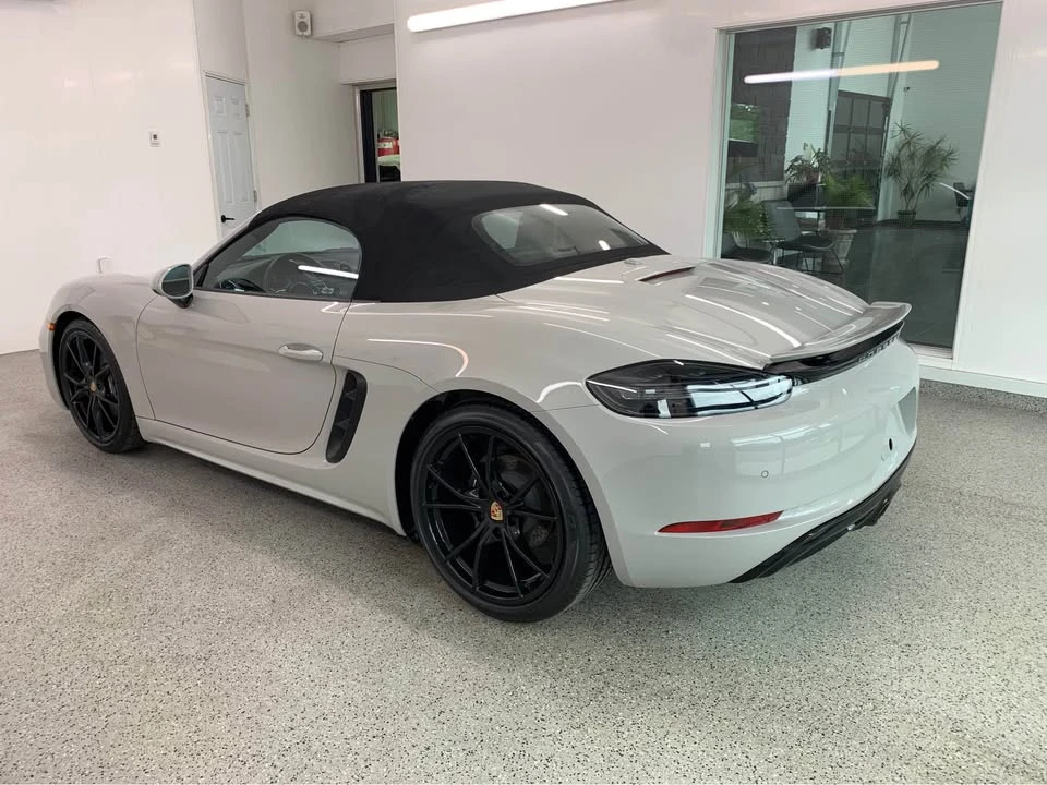 2025 Porsche 718 Boxster - Image 8 of 9
