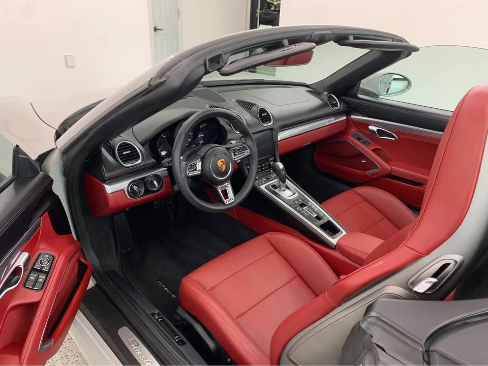 2025 Porsche 718 Boxster - Image 5 of 9