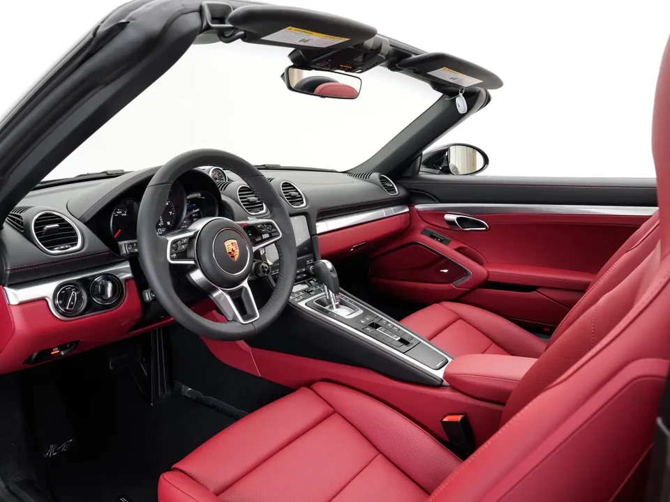 2025 Porsche 718 Boxster - Image 4 of 6