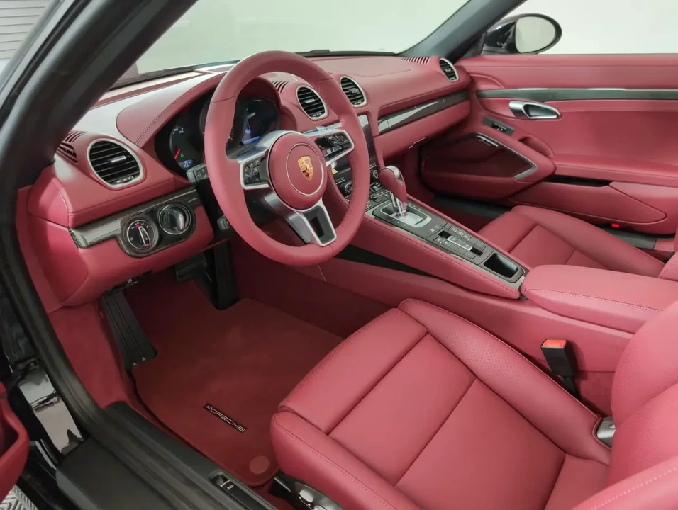 2025 Porsche 718 Boxster - Image 5 of 6