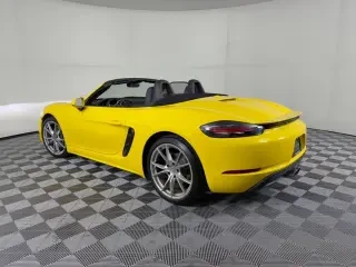 2025 Porsche 718 Boxster - Image 21 of 31