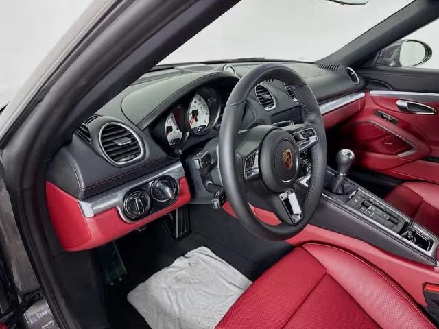 2025 Porsche 718 Boxster GTS 4.0 - Image 27 of 31