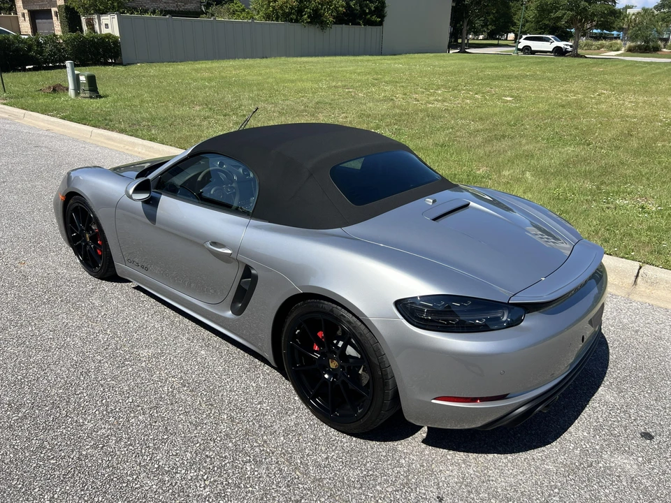 2025 Porsche 718 Boxster GTS 4.0 - Image 17 of 31