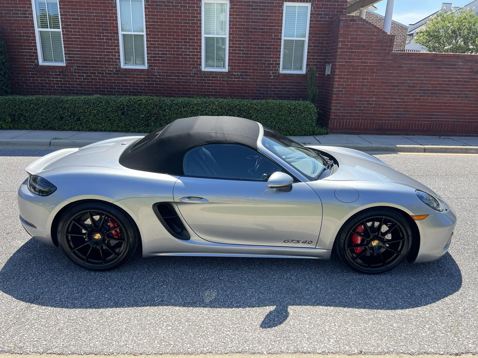 2025 Porsche 718 Boxster GTS 4.0 - Image 22 of 31