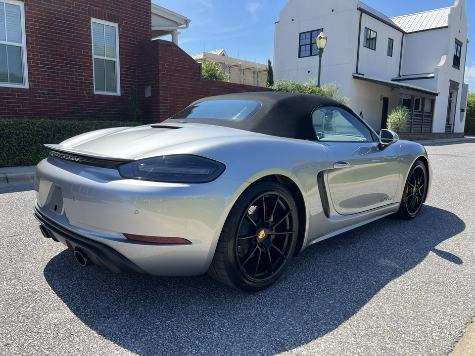 2025 Porsche 718 Boxster GTS 4.0 - Image 21 of 31