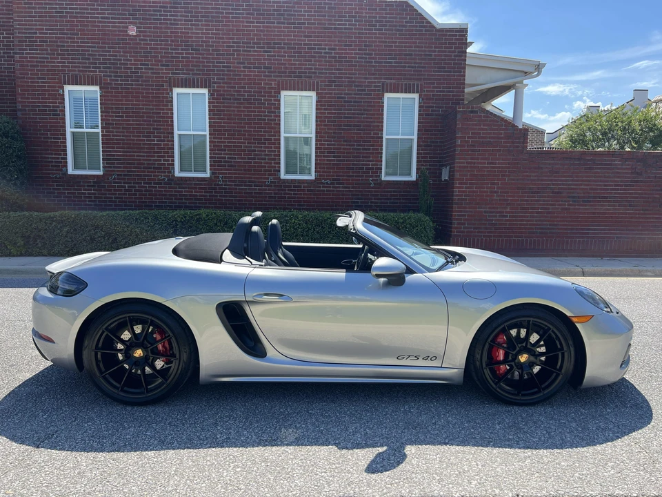 2025 Porsche 718 Boxster GTS 4.0 - Image 11 of 31