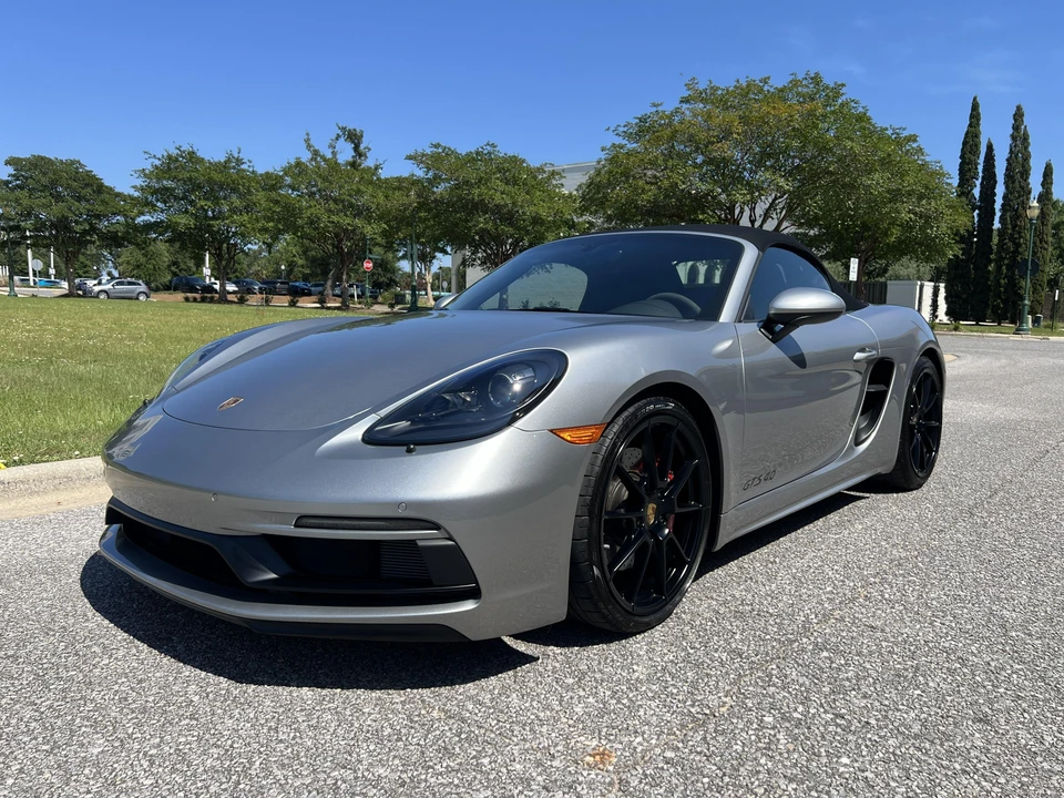 2025 Porsche 718 Boxster GTS 4.0 - Image 15 of 31