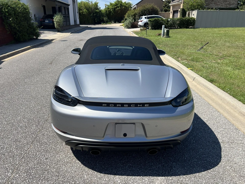 2025 Porsche 718 Boxster GTS 4.0 - Image 18 of 31