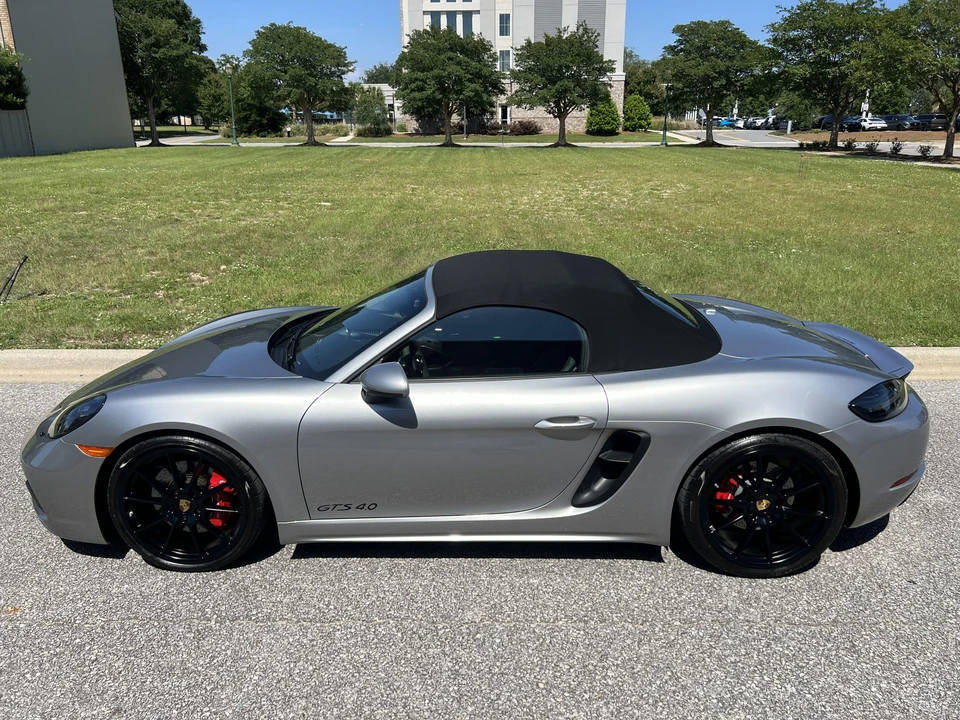 2025 Porsche 718 Boxster GTS 4.0 - Image 16 of 31