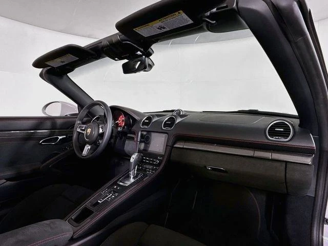 2025 Porsche 718 Boxster GTS 4.0 - Image 17 of 20
