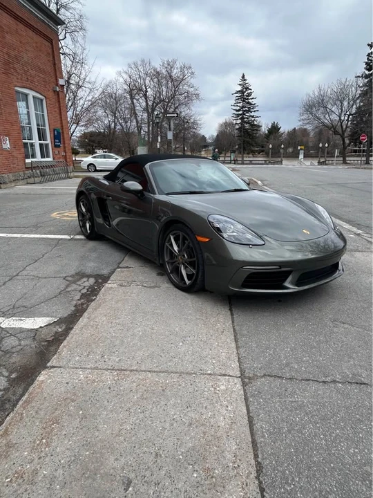 2025 Porsche 718 Boxster - Image 11 of 12