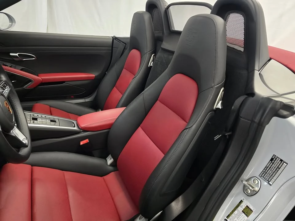 2025 Porsche 718 Boxster S - Image 5 of 20
