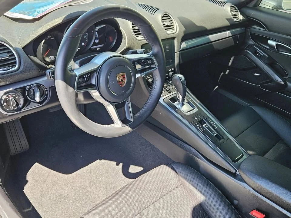 2025 Porsche 718 Boxster - Image 9 of 19