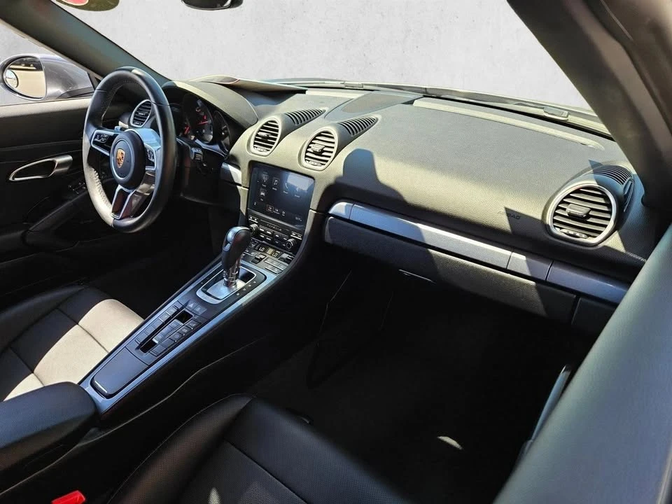 2025 Porsche 718 Boxster - Image 16 of 19