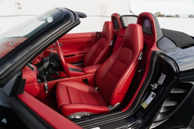 2025 Porsche 718 Boxster S - Image 4 of 7