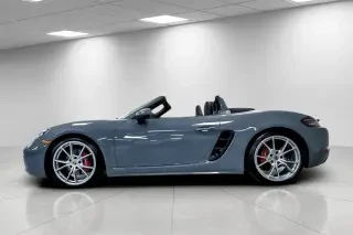 2025 Porsche 718 Boxster S - Image 2 of 4