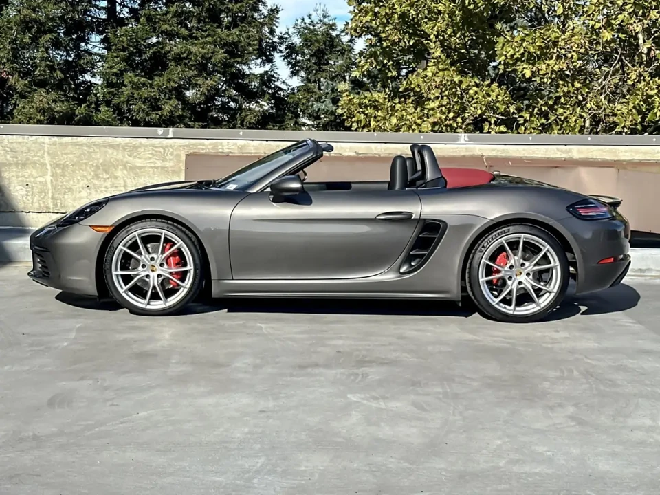 2025 Porsche 718 Boxster S - Image 2 of 6