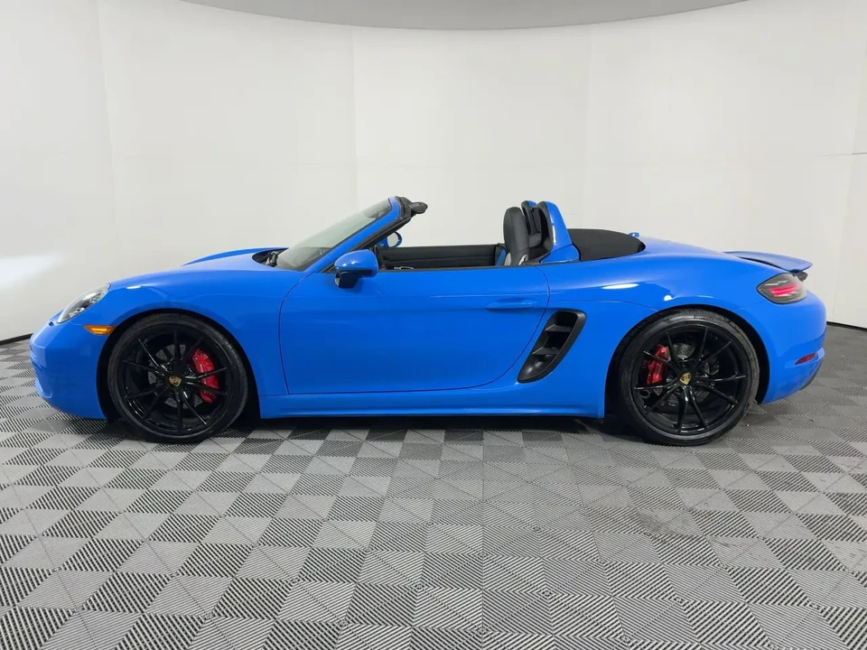 2025 Porsche 718 Boxster S - Image 2 of 9