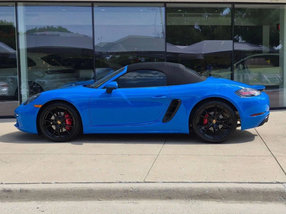 2025 Porsche 718 Boxster S - Image 2 of 5