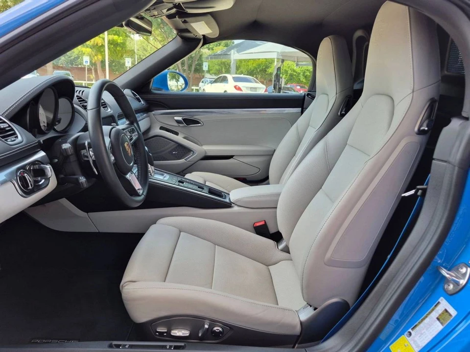 2025 Porsche 718 Boxster S - Image 5 of 5