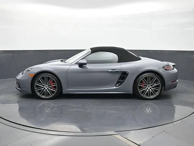 2025 Porsche 718 Boxster S - Image 2 of 5