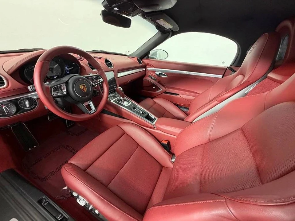 2025 Porsche 718 Boxster S - Image 4 of 4
