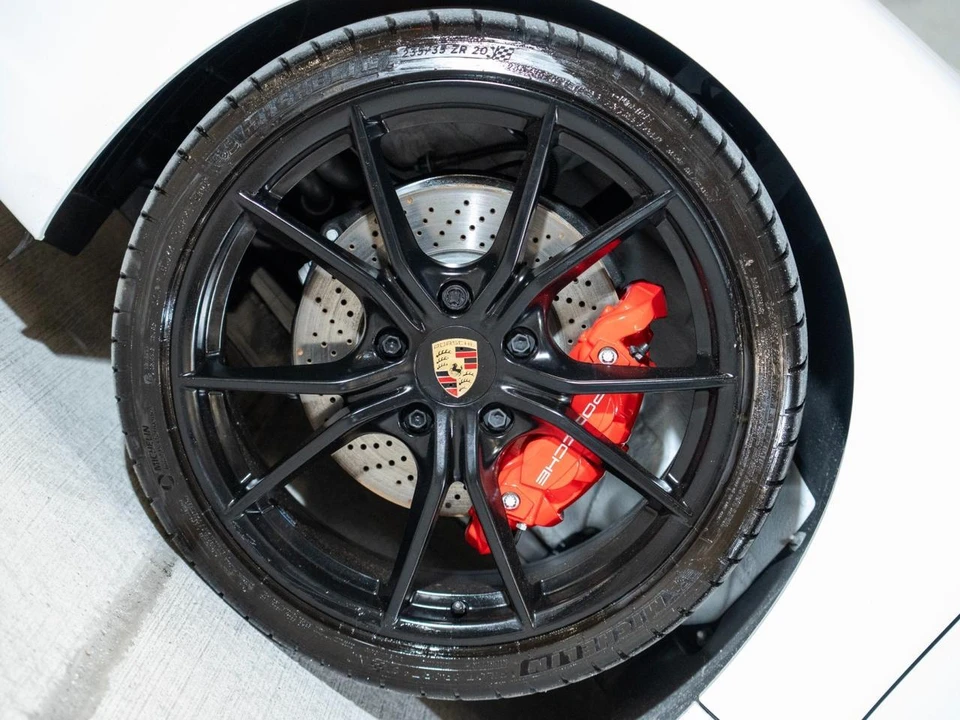 2025 Porsche 718 Boxster S - Image 12 of 28