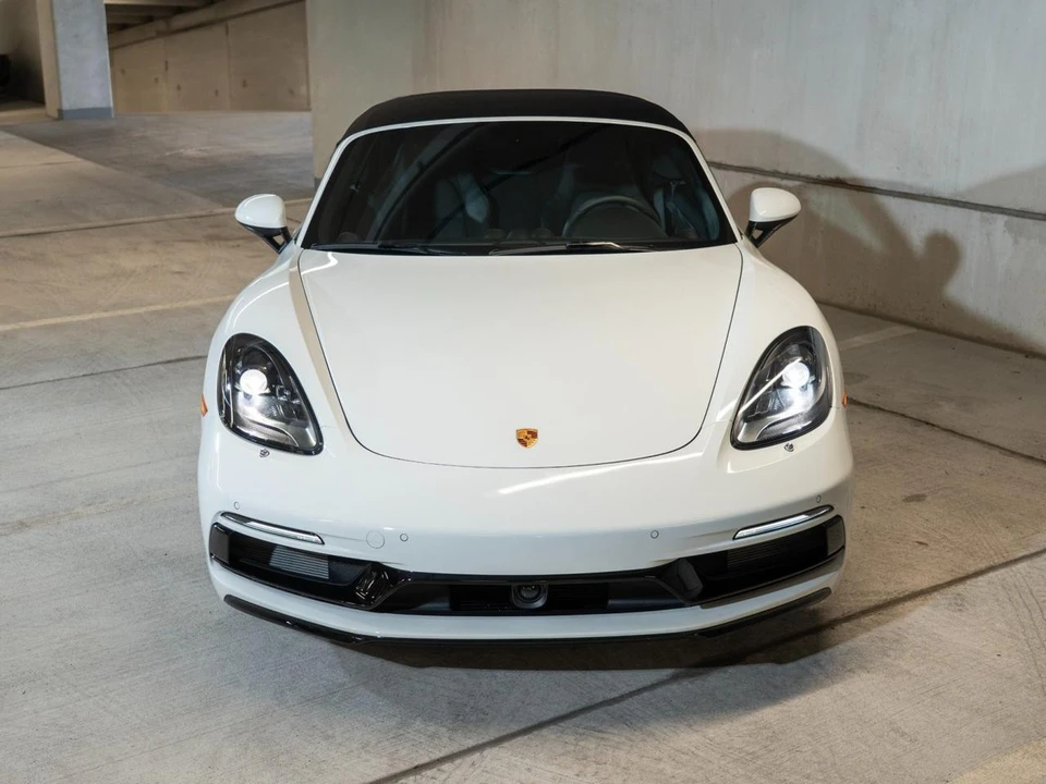 2025 Porsche 718 Boxster S - Image 7 of 28