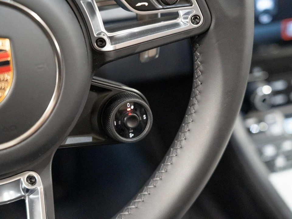2025 Porsche 718 Boxster S - Image 24 of 28