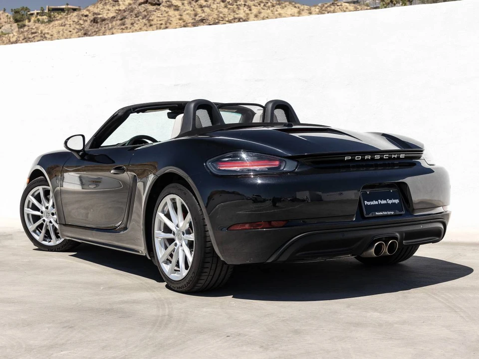 2025 Porsche 718 Boxster S - Image 3 of 5