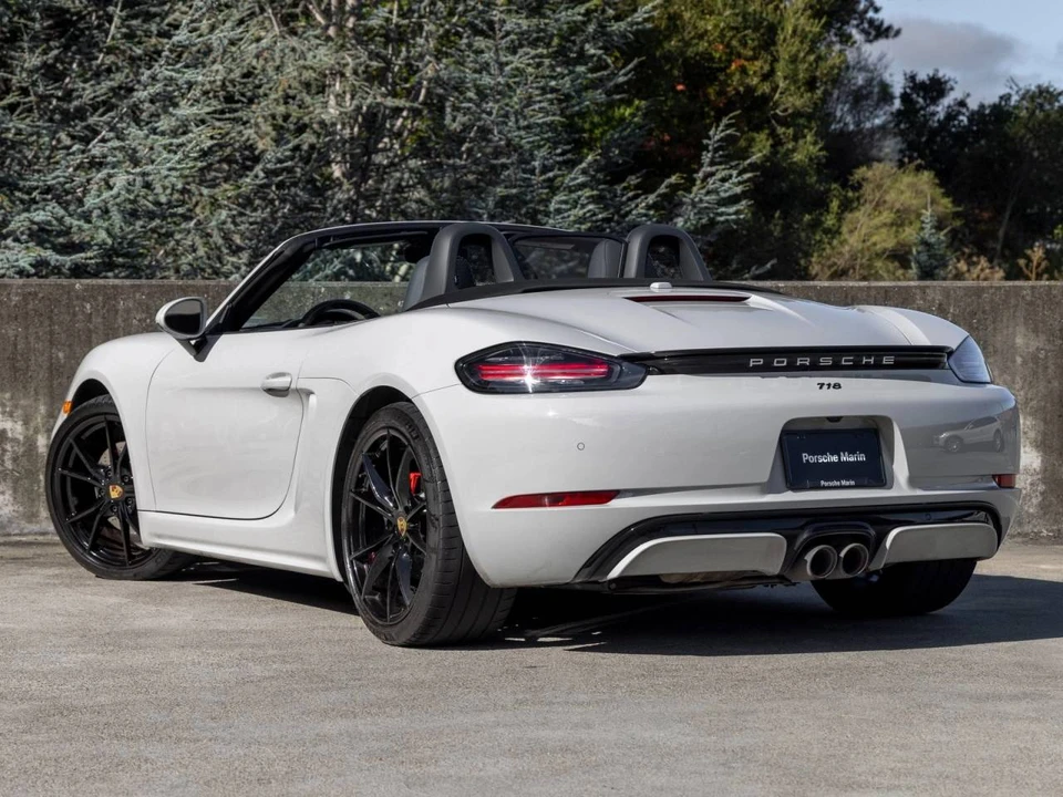 2025 Porsche 718 Boxster S - Image 3 of 5