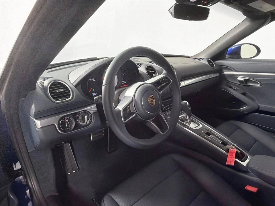 2025 Porsche 718 Boxster S - Image 4 of 5