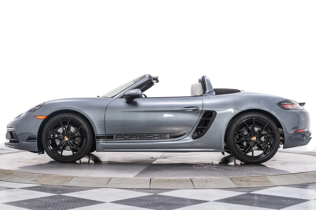 2025 Porsche 718 Boxster - Image 6 of 21