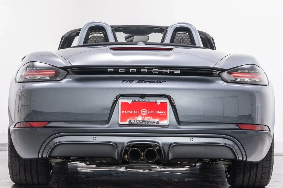 2025 Porsche 718 Boxster - Image 8 of 21