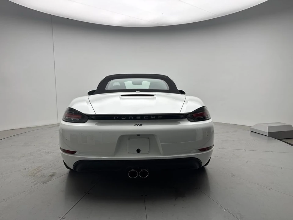 2025 Porsche Boxster - Image 4 of 15