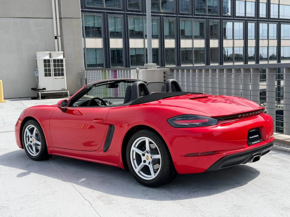 2025 Porsche 718 Boxster - Image 3 of 4