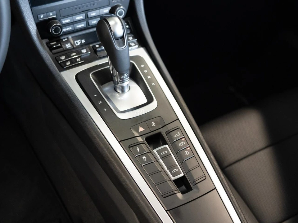 2025 Porsche 718 Boxster - Image 23 of 28