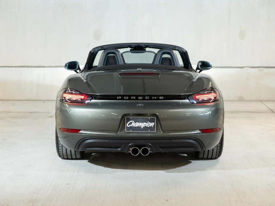 2025 Porsche 718 Boxster - Image 11 of 28