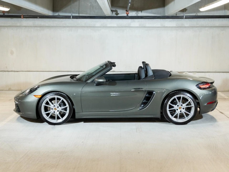 2025 Porsche 718 Boxster - Image 3 of 28