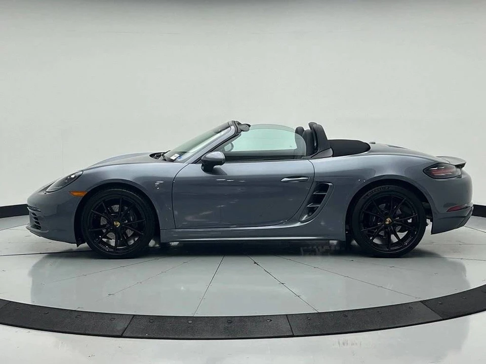 2025 Porsche 718 Boxster - Image 2 of 5