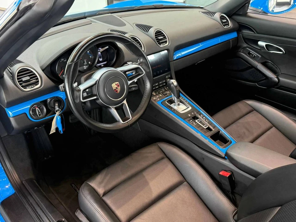 2025 Porsche 718 Boxster - Image 4 of 5