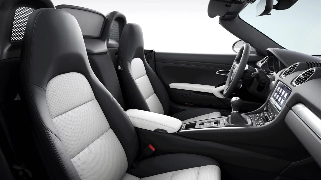 2025 Porsche 718 Boxster - Image 5 of 5