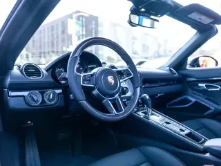 2025 Porsche 718 Boxster - Image 4 of 4